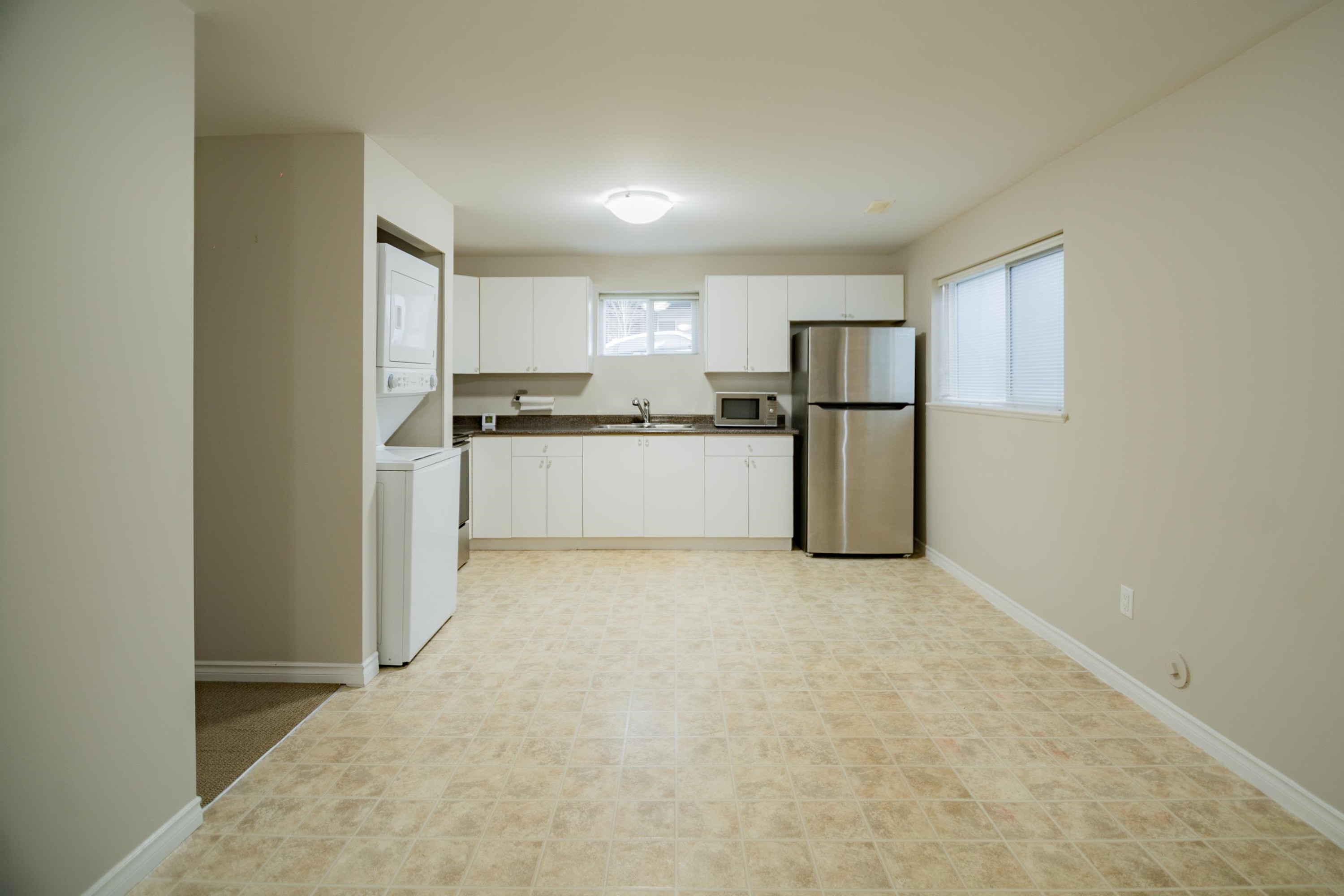 23717 110 Avenue, Maple Ridge, BC - Indoor Photo Showing Kitchen