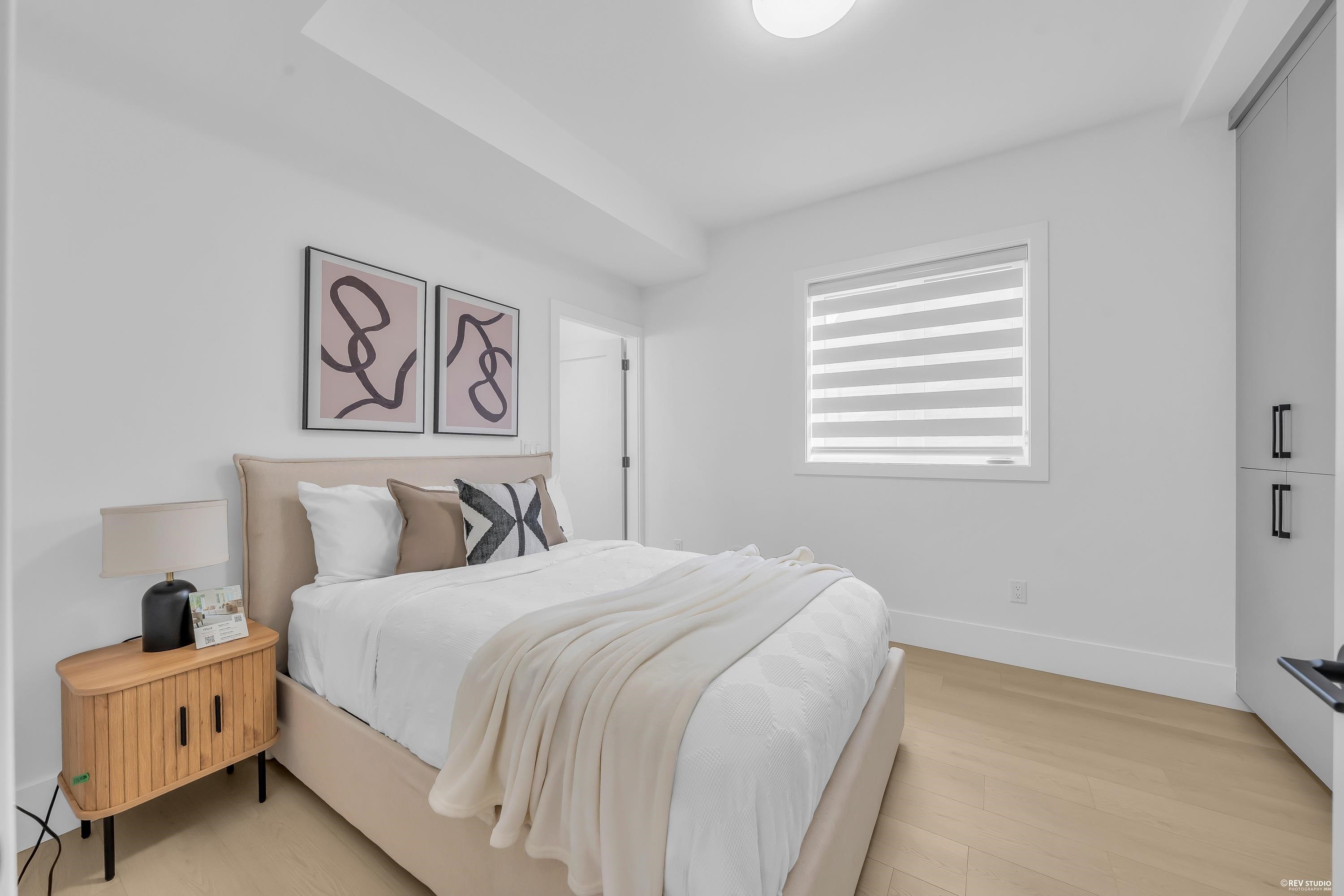 2-3627 45Th Avenue E, Vancouver, BC - Indoor Photo Showing Bedroom