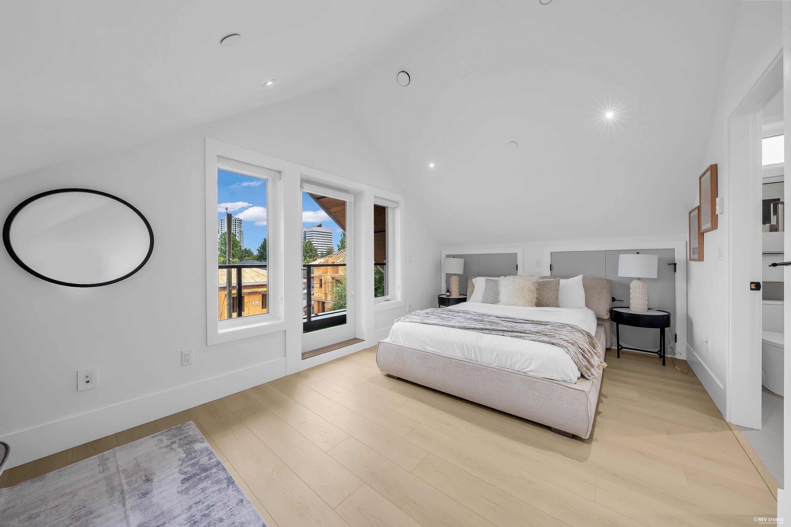2-3627 45Th Avenue E, Vancouver, BC - Indoor Photo Showing Bedroom