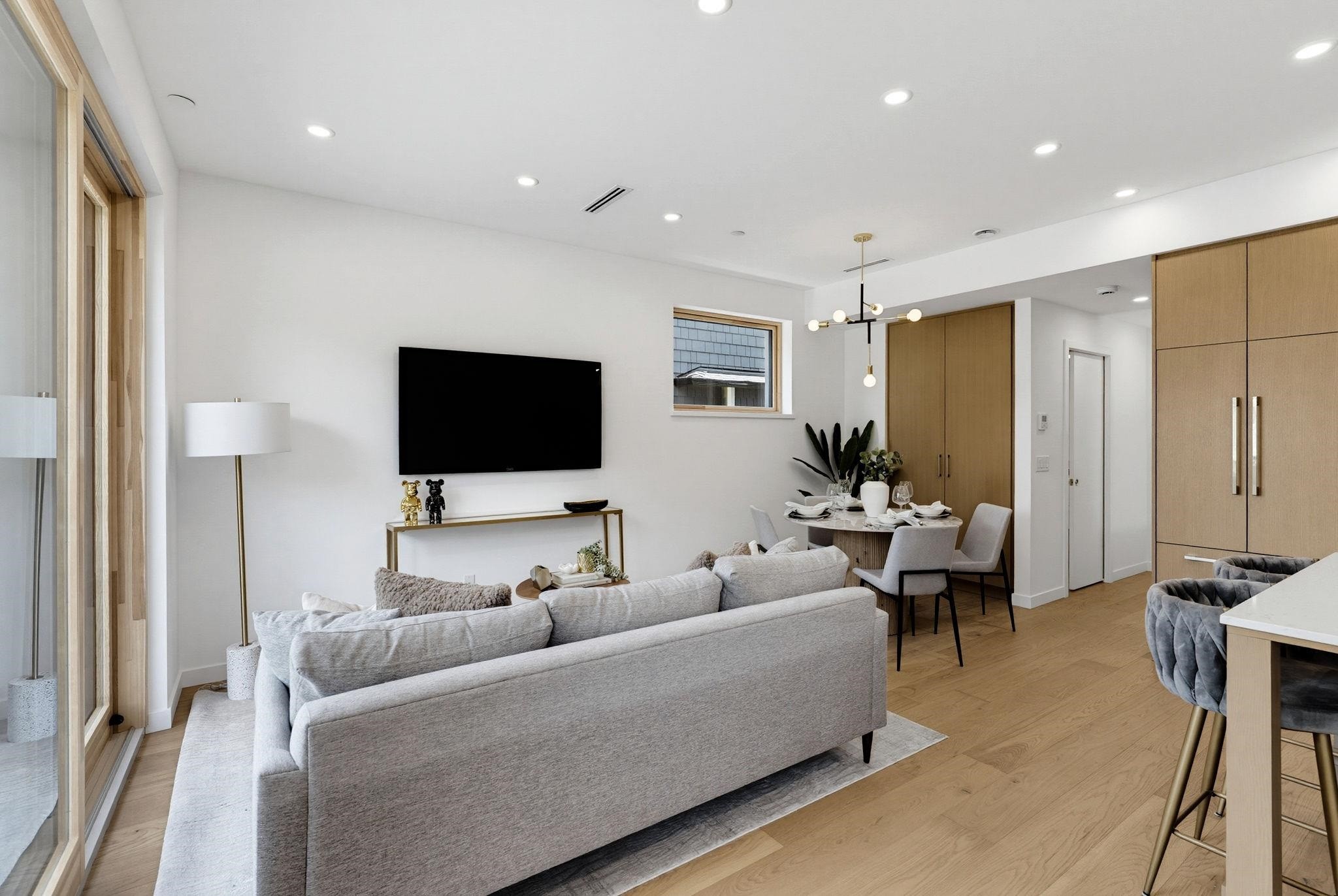 1-60 17Th Avenue E, Vancouver, BC