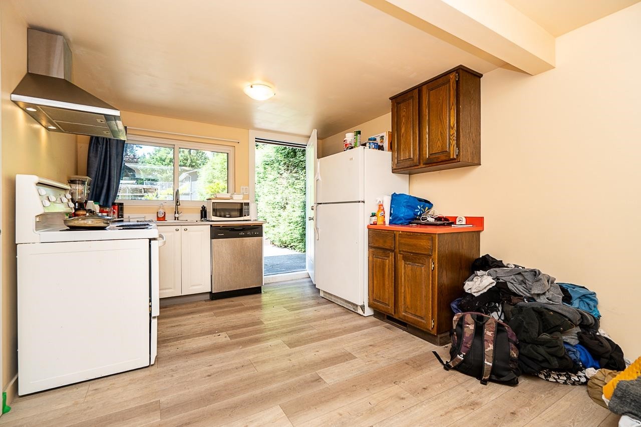 1671 Robertson Avenue, Port Coquitlam, BC