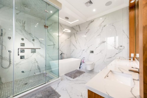 7751 Eperson Road, Richmond, BC - Indoor Photo Showing Bathroom