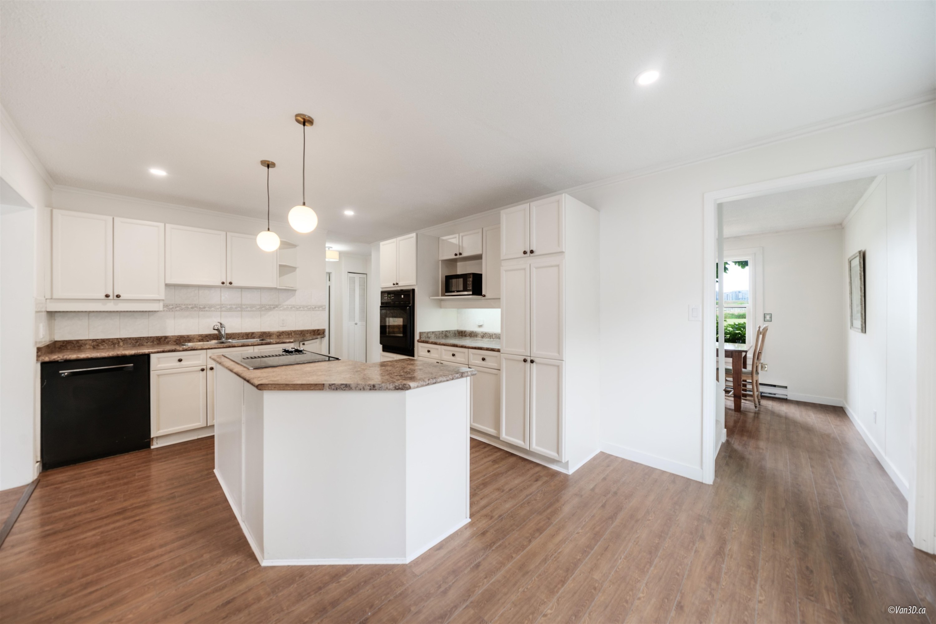 51 Catalina Crescent, Richmond, BC