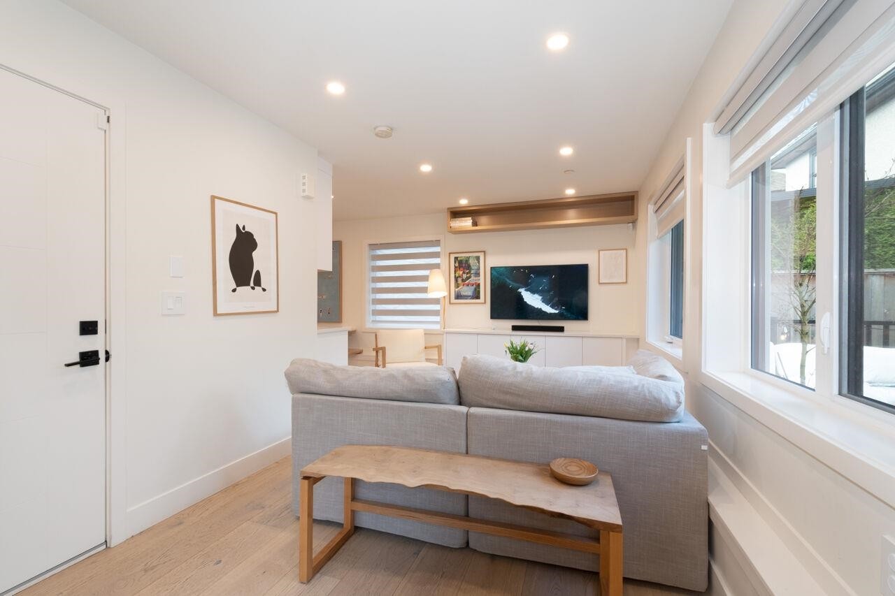 1026 13Th Avenue E, Vancouver, BC