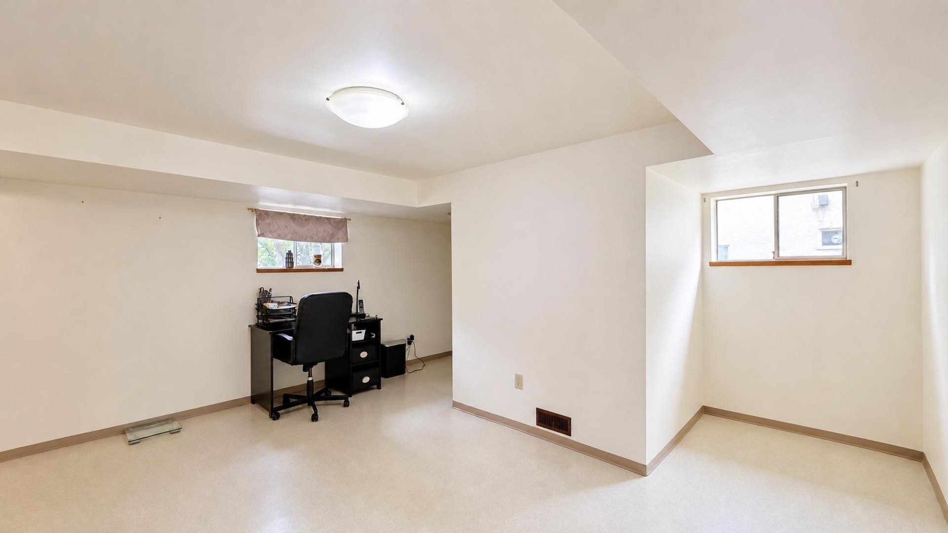 2965 8Th Avenue E, Vancouver, BC
