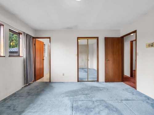 8880 Carmichael Street, Richmond, BC - Indoor Photo Showing Bathroom