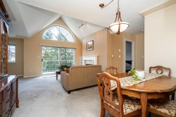 302-11601 227 Street Maple Ridge, BC V2X 0J7