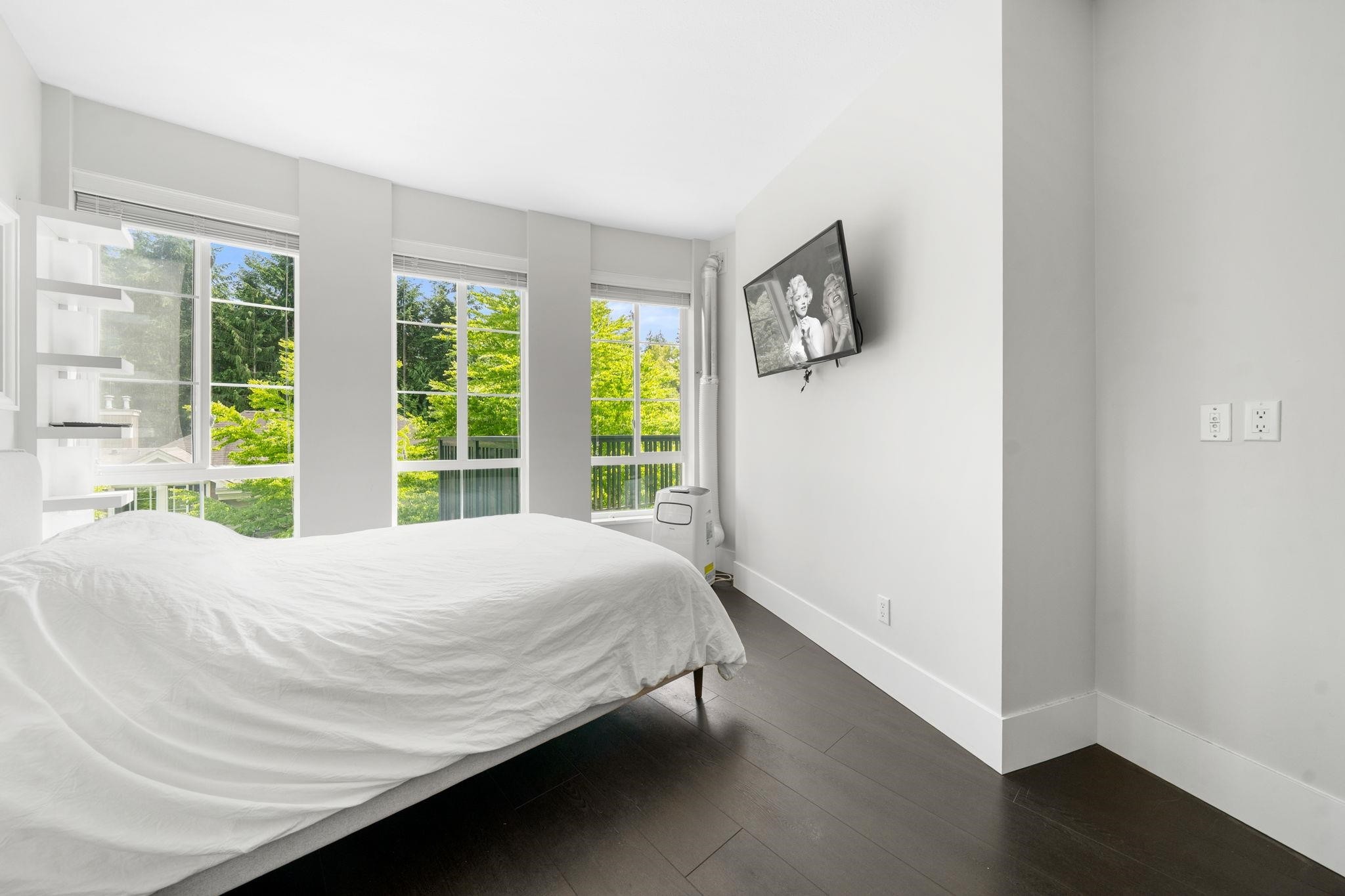 404-5605 Hampton Place, Vancouver, BC
