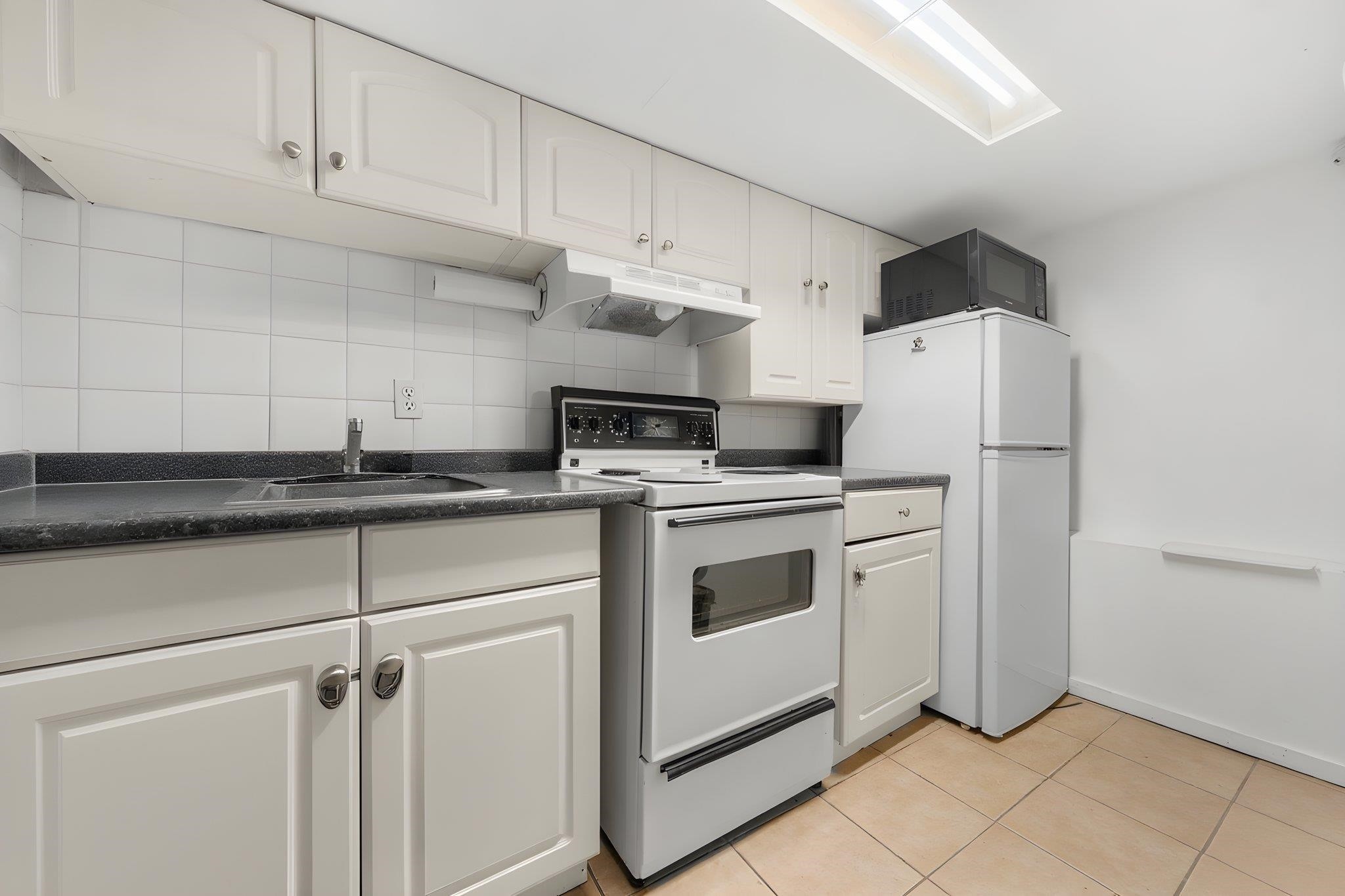 339 41St Avenue E, Vancouver, BC
