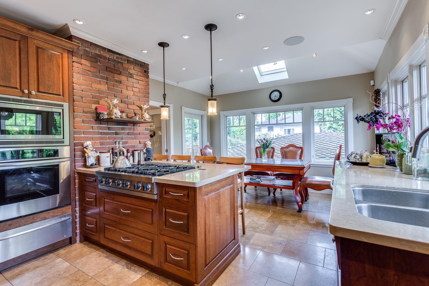 1375 King Edward Avenue W, Vancouver, BC - Indoor Photo Showing Kitchen With Double Sink