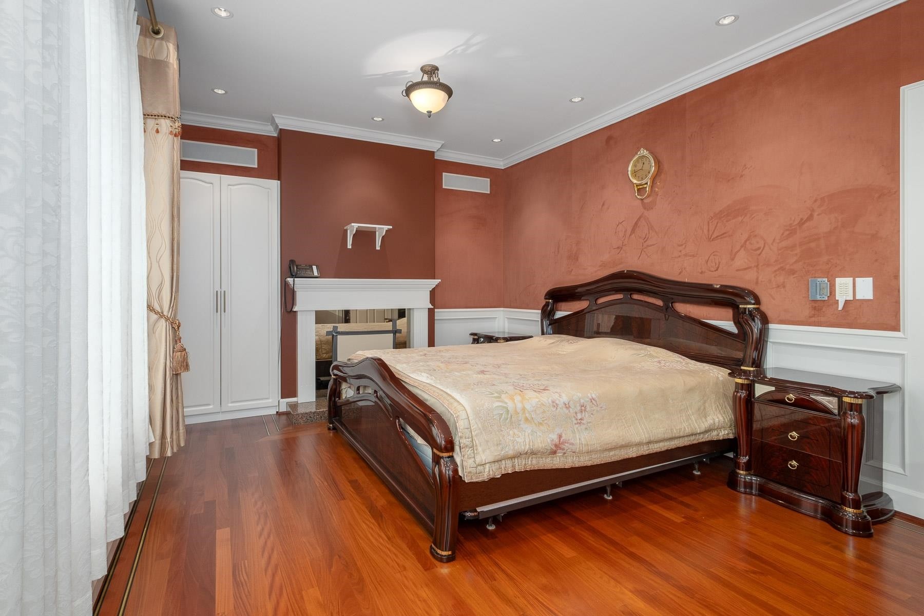 1375 King Edward Avenue W, Vancouver, BC - Indoor Photo Showing Bedroom