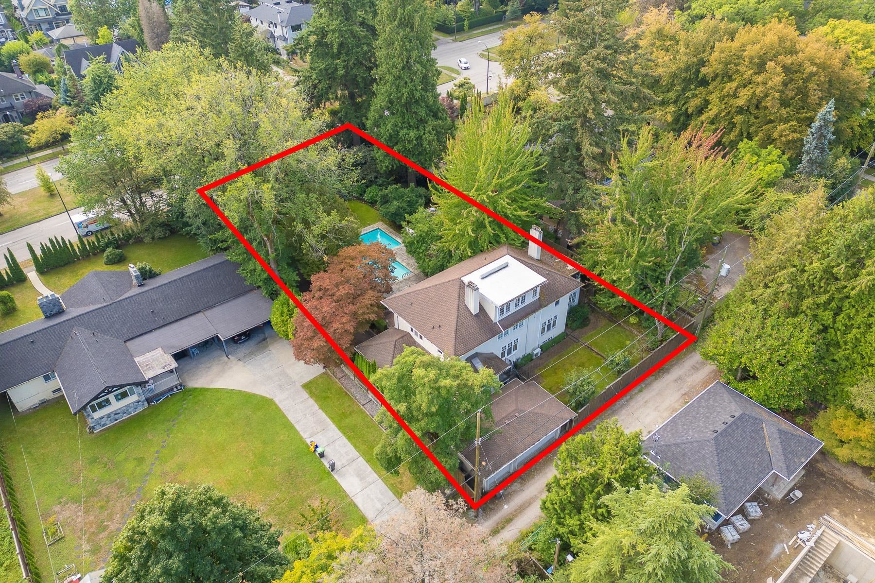 1375 King Edward Avenue W, Vancouver, BC - Outdoor With View