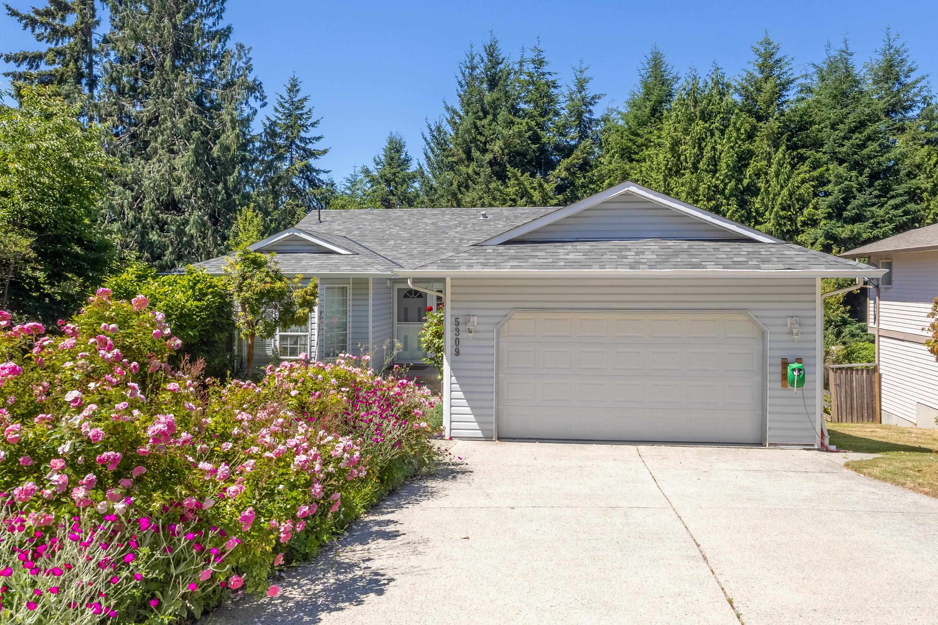 5309 Cedarview Place, Sechelt, BC