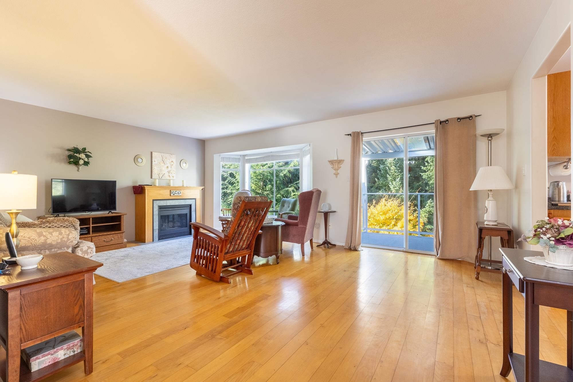 5309 Cedarview Place, Sechelt, BC