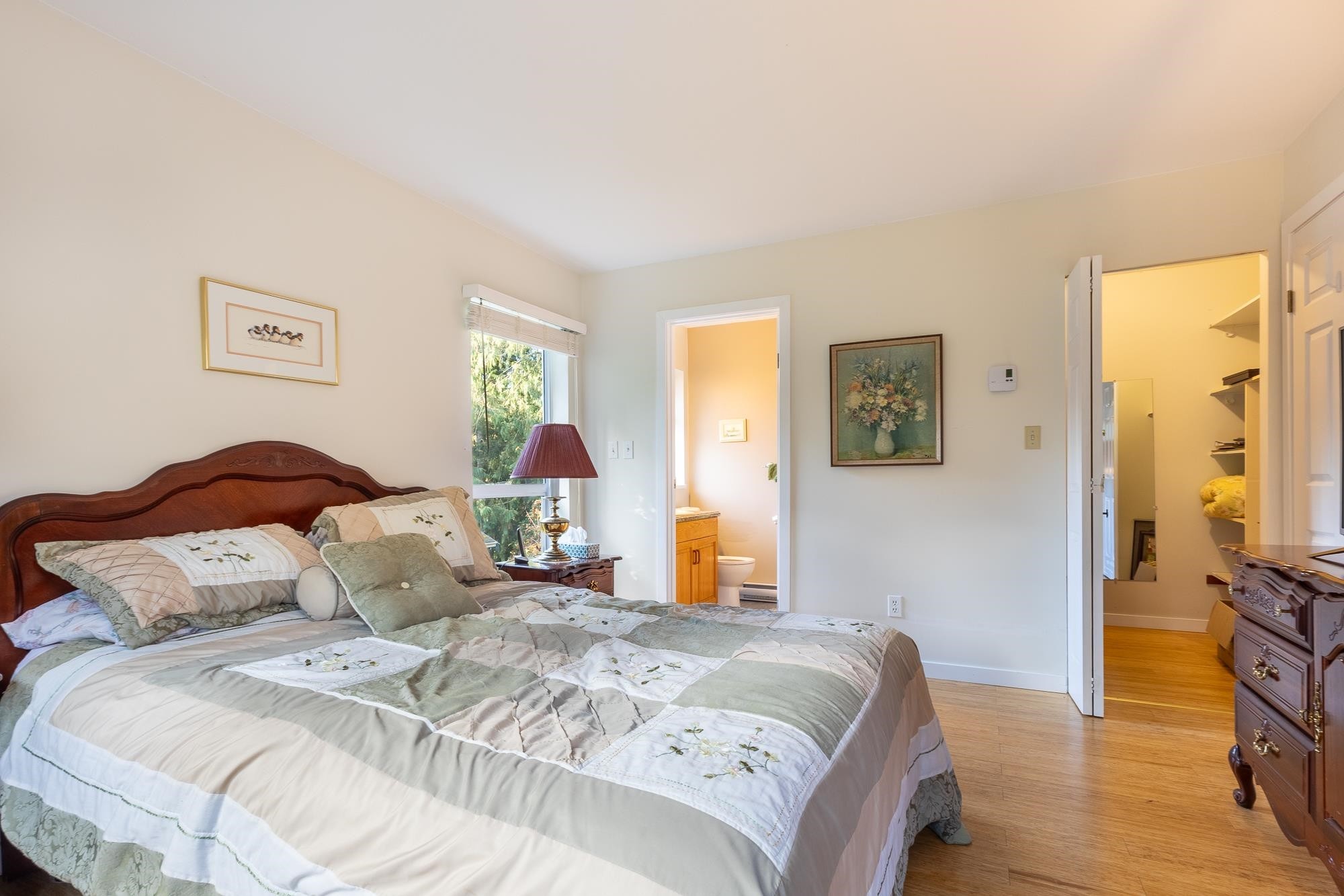 5309 Cedarview Place, Sechelt, BC