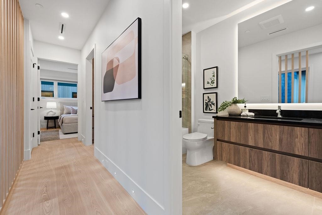 5038 Granville Street, Vancouver, BC