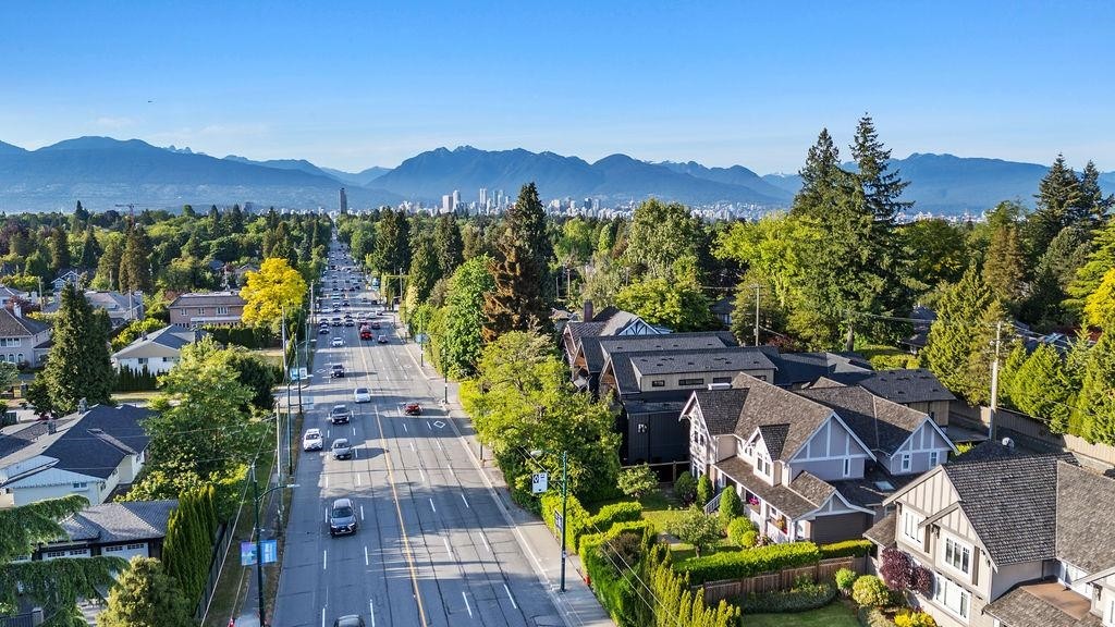 5038 Granville Street, Vancouver, BC