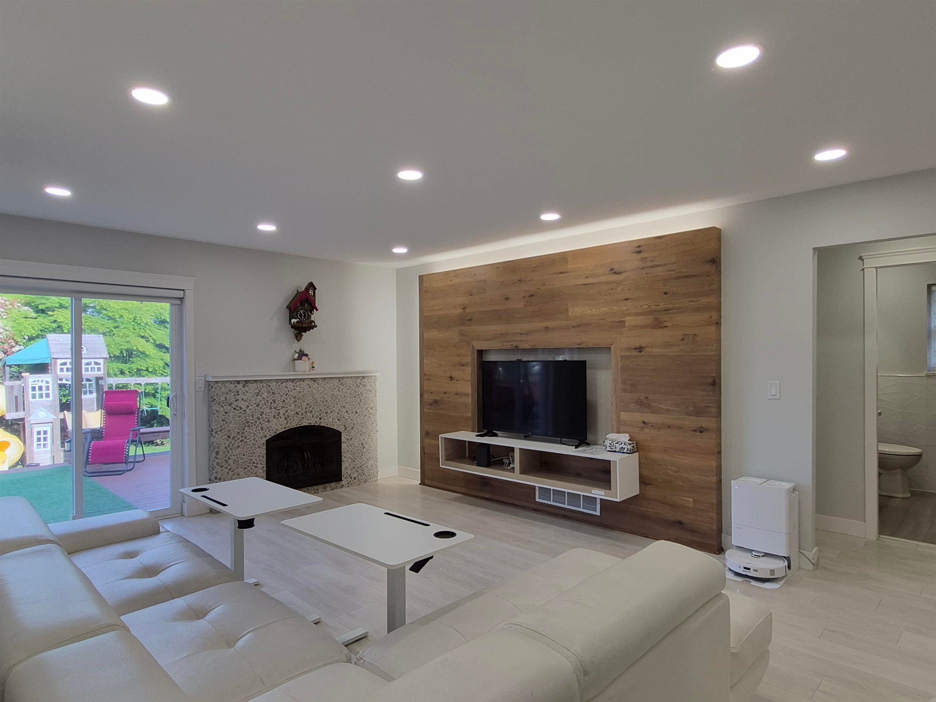 1858 Walnut Crescent, Coquitlam, BC