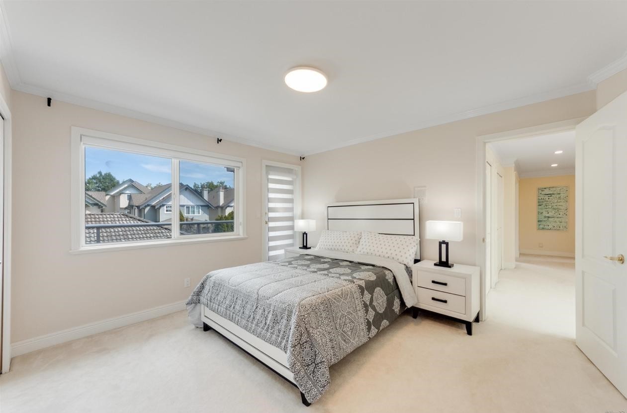 10320 Scotsdale Avenue, Richmond, BC