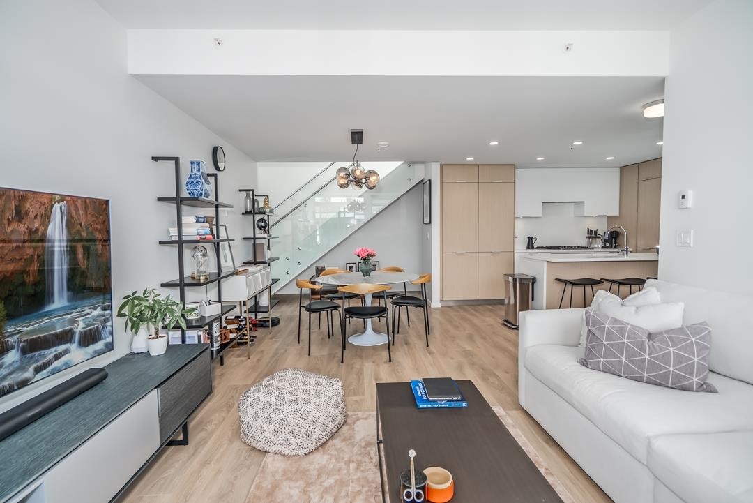 605-5085 Main Street, Vancouver, BC