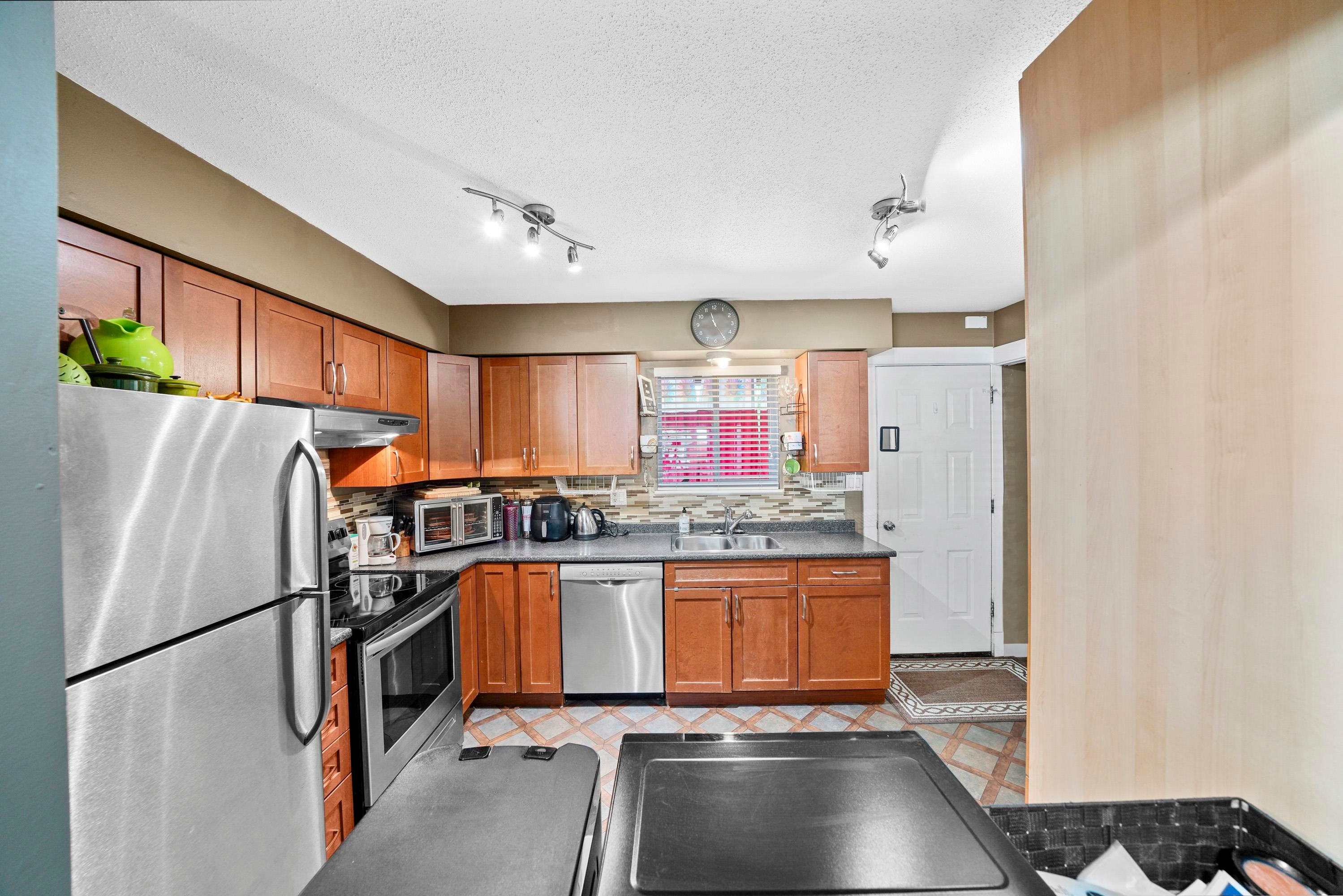 21532 Mayo Place, Maple Ridge, BC