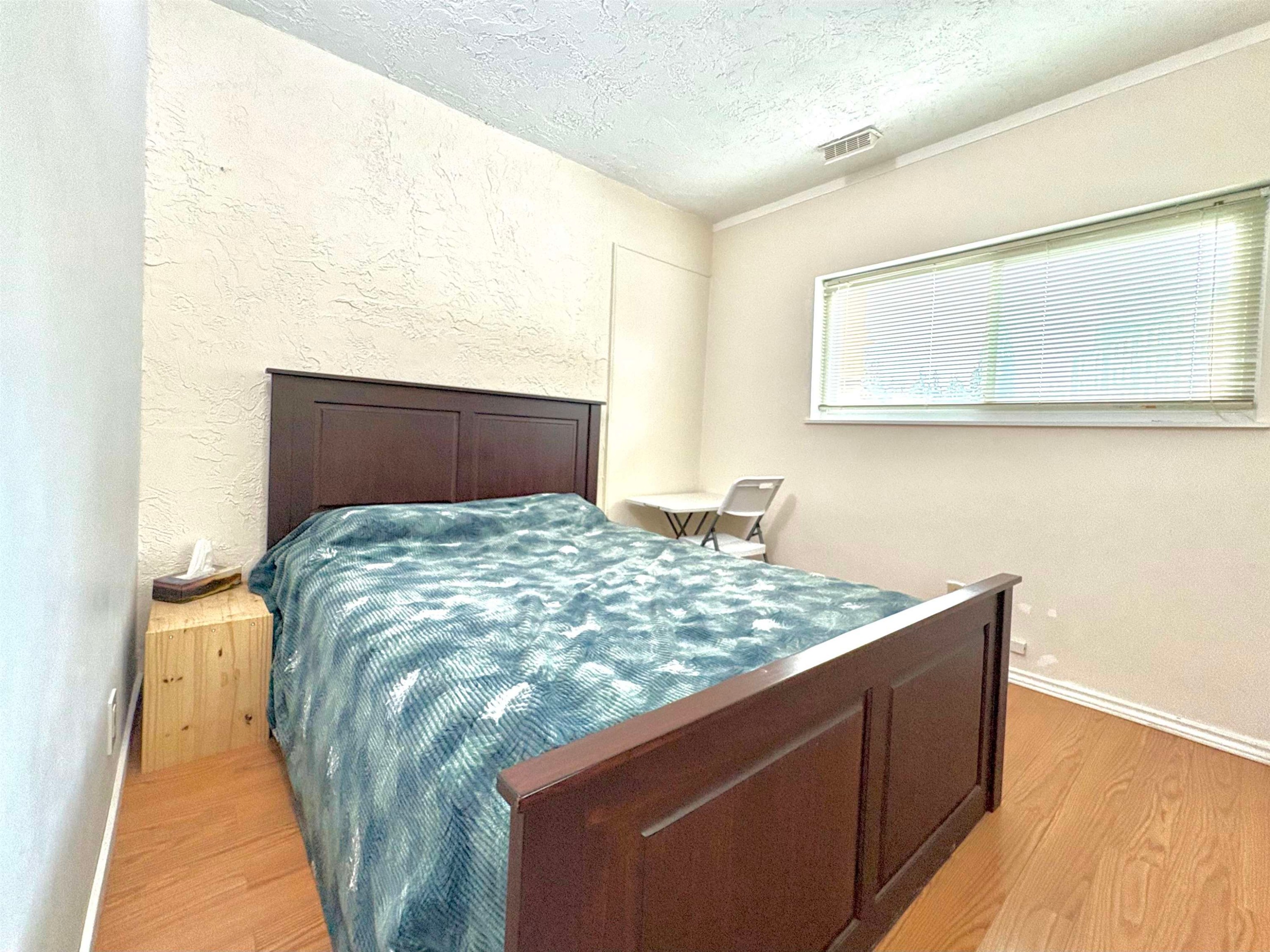 257 Angela Drive, Port Moody, BC - Indoor Photo Showing Bedroom