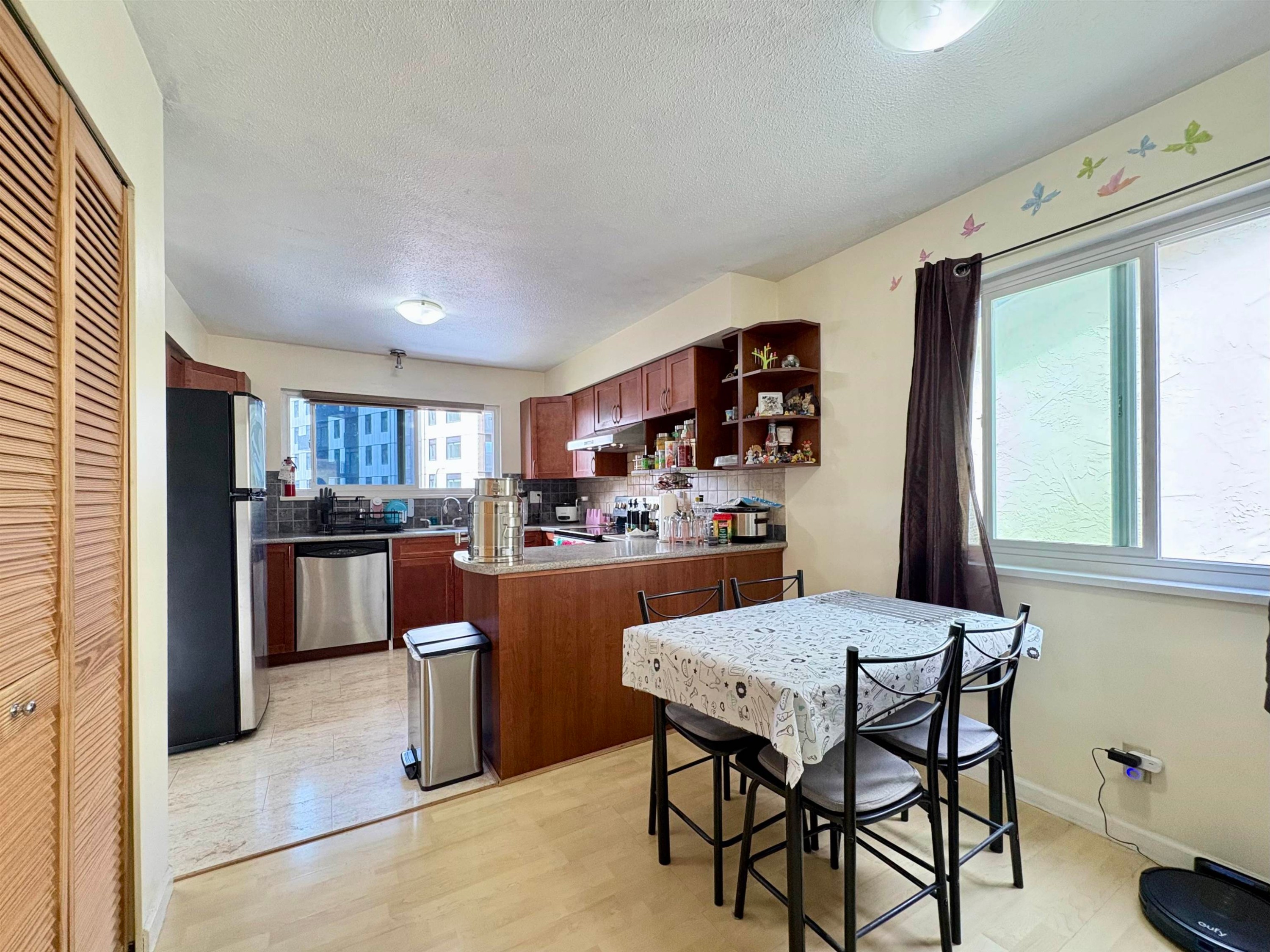 257 Angela Drive, Port Moody, BC - Indoor