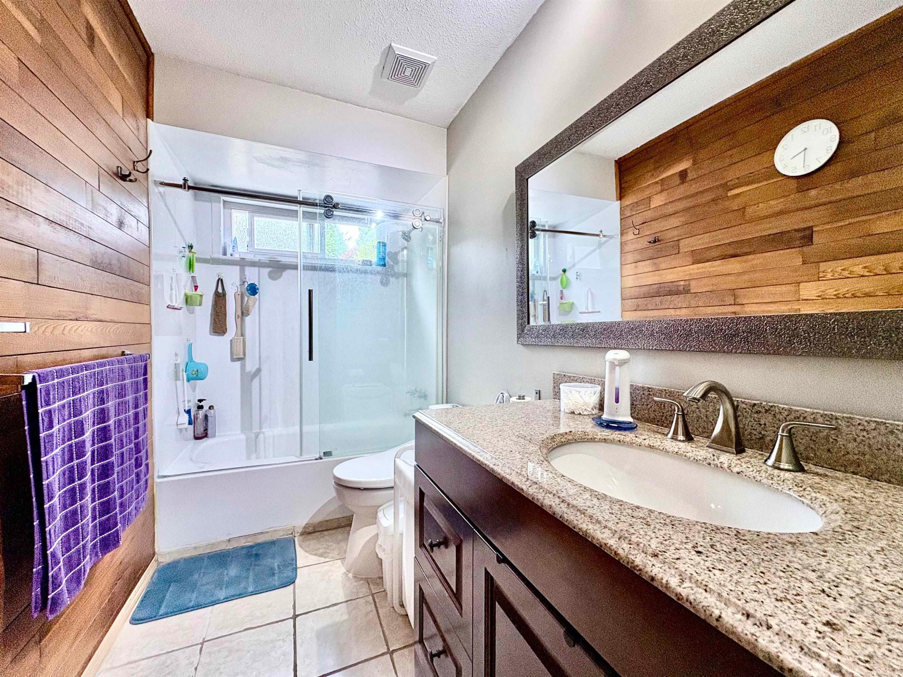 257 Angela Drive, Port Moody, BC - Indoor Photo Showing Bathroom