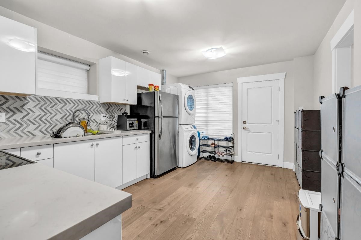175 Delta Avenue, Burnaby, BC