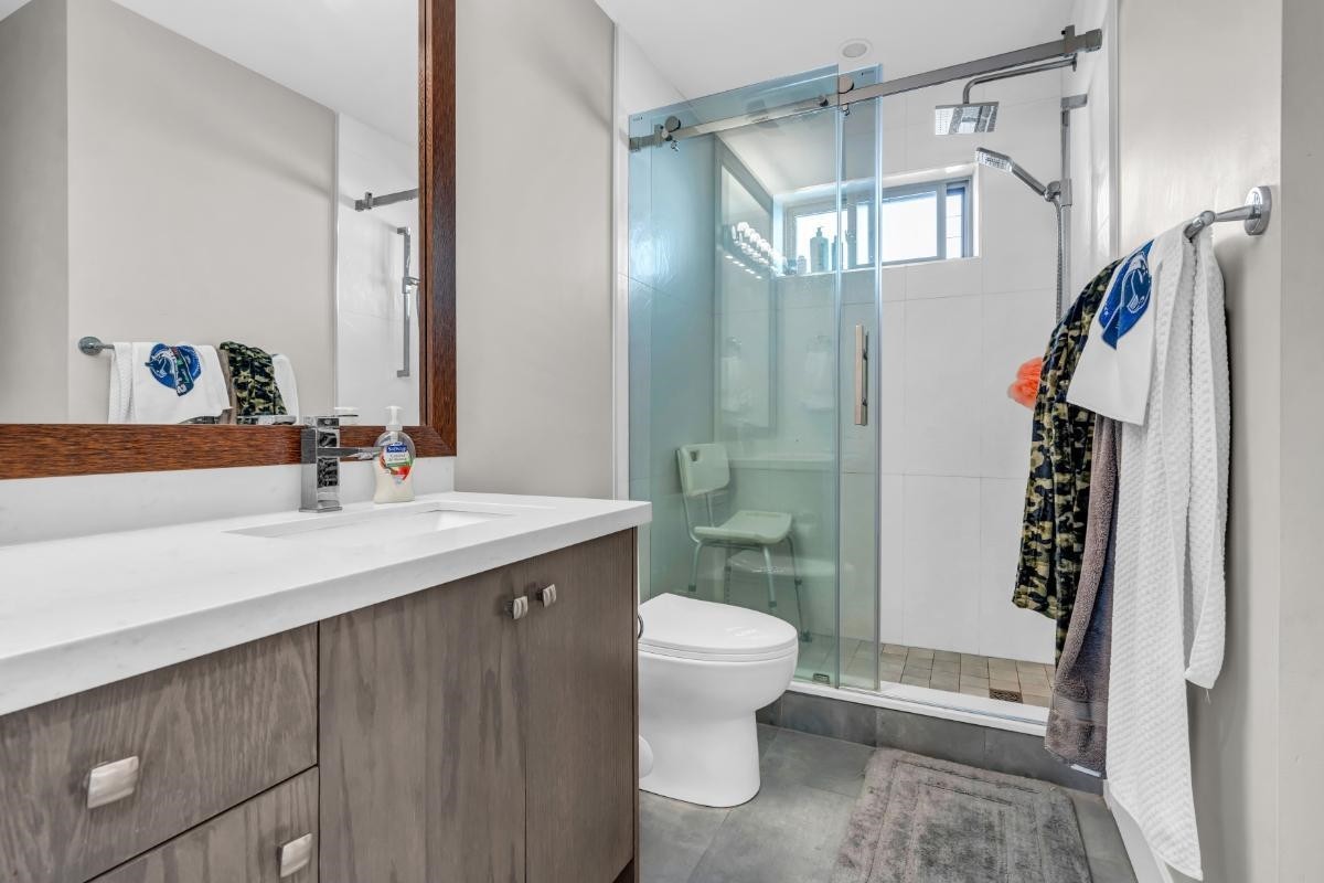 175 Delta Avenue, Burnaby, BC