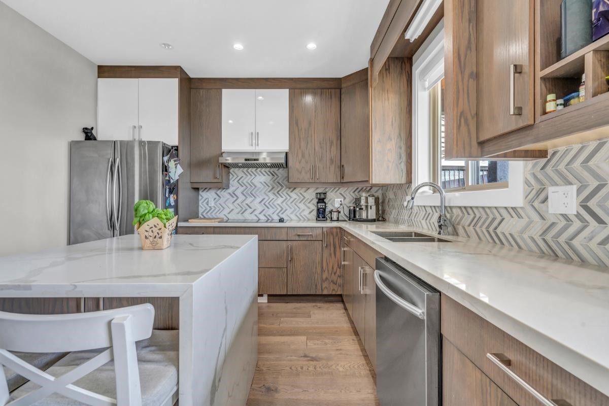 175 Delta Avenue, Burnaby, BC