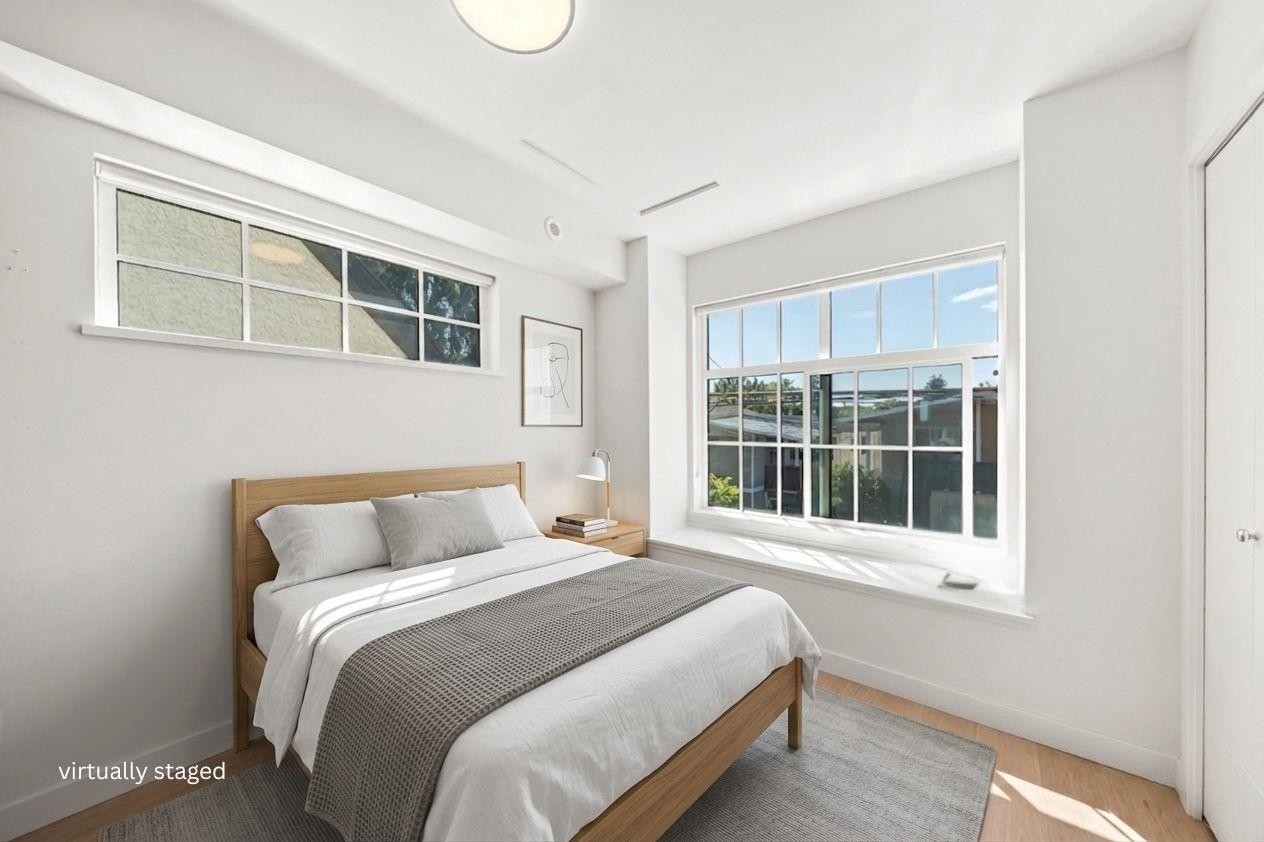 1038 Park Drive, Vancouver, BC - Indoor Photo Showing Bedroom
