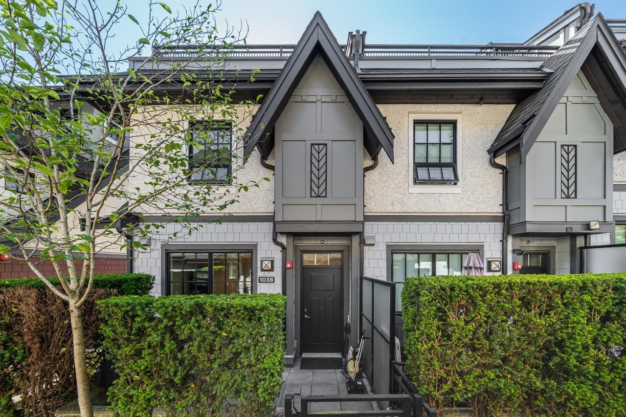1038 Park Drive, Vancouver, BC - Outdoor