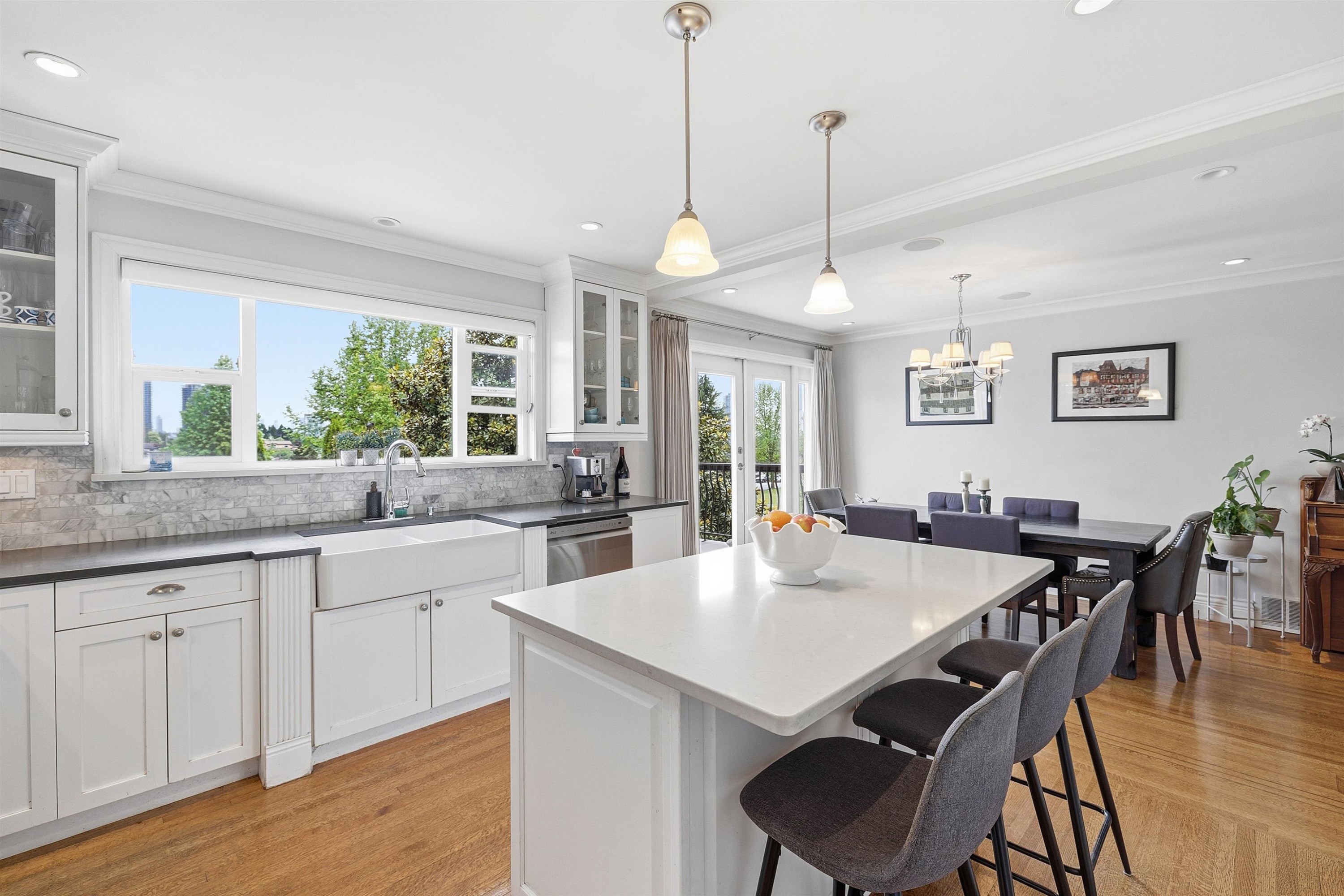 4802 Venables Street, Burnaby, BC - Indoor