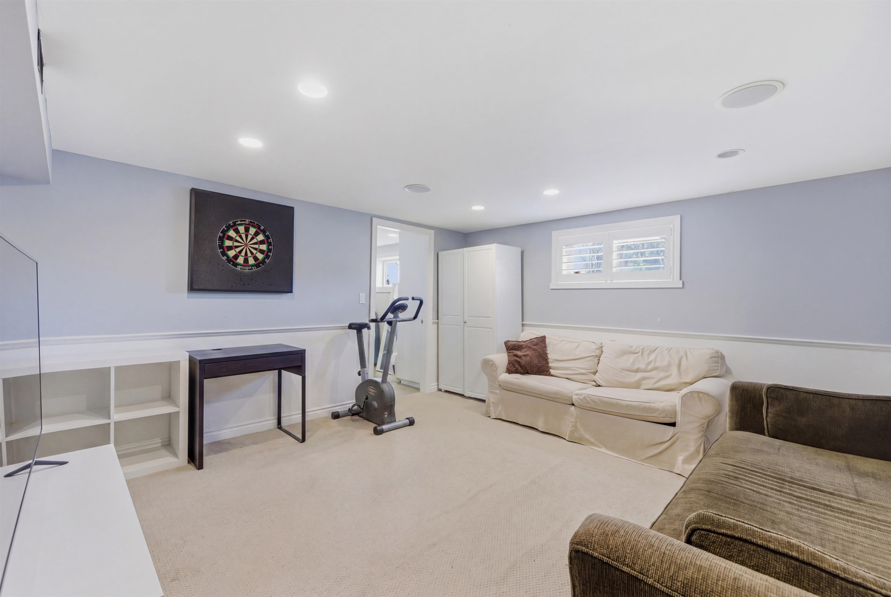 4802 Venables Street, Burnaby, BC - Indoor