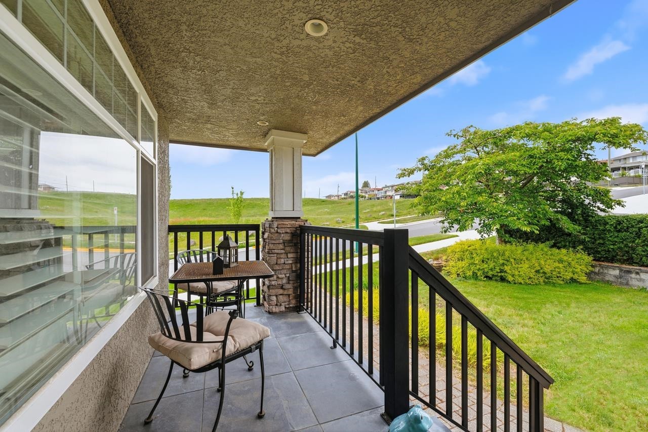 4802 Venables Street, Burnaby, BC - Outdoor With Deck Patio Veranda With Exterior