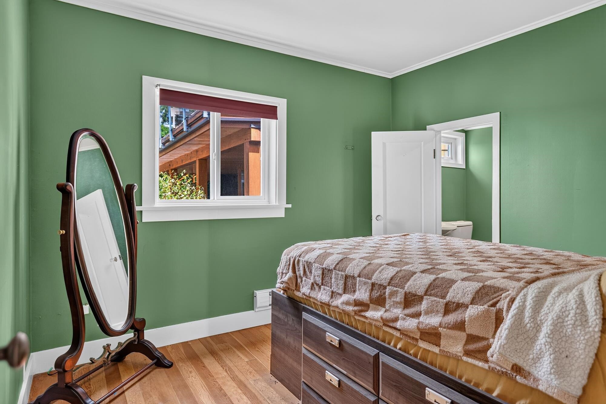 4861 Sunshine Coast Highway, Sechelt, BC