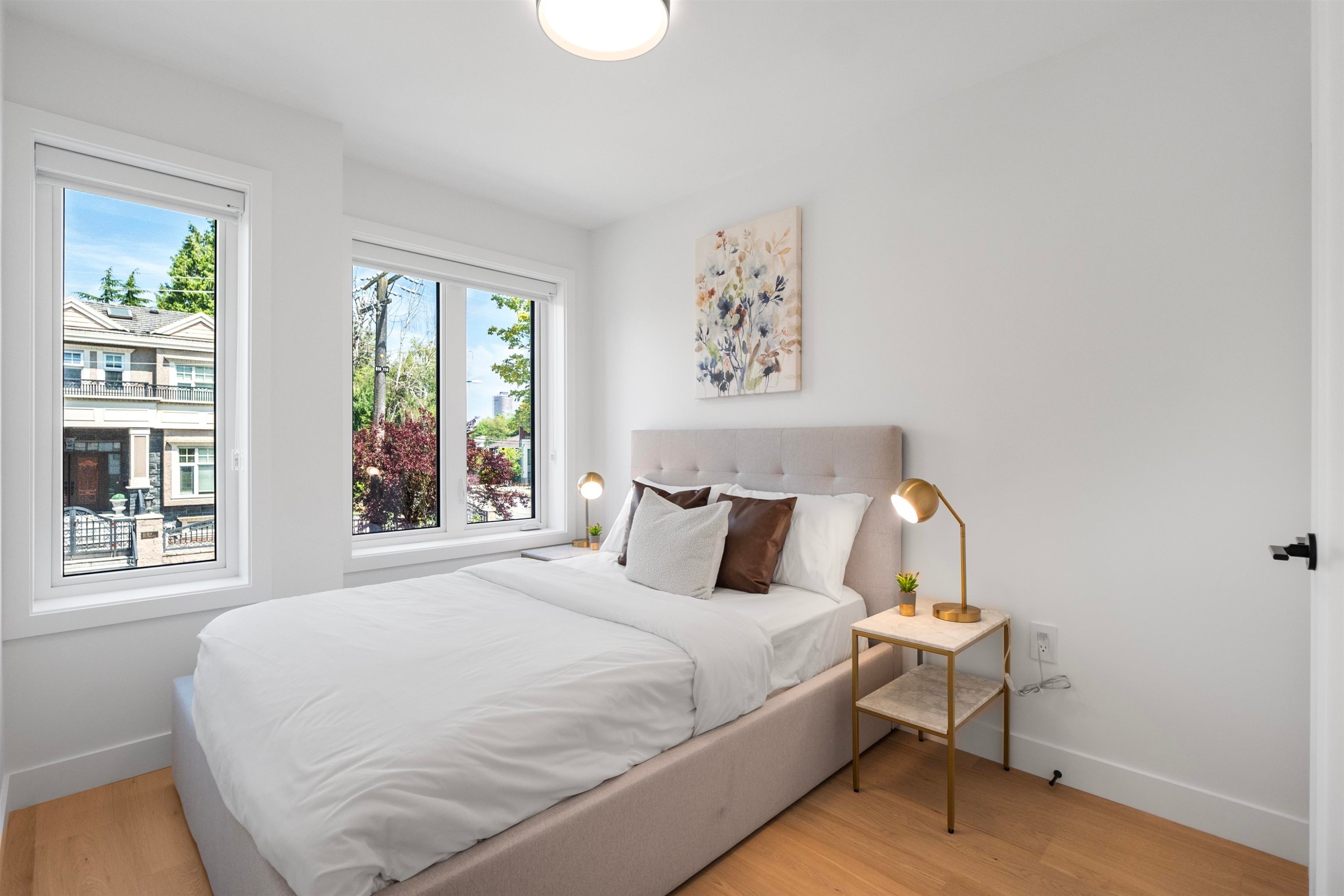 1010 52Nd Avenue W, Vancouver, BC