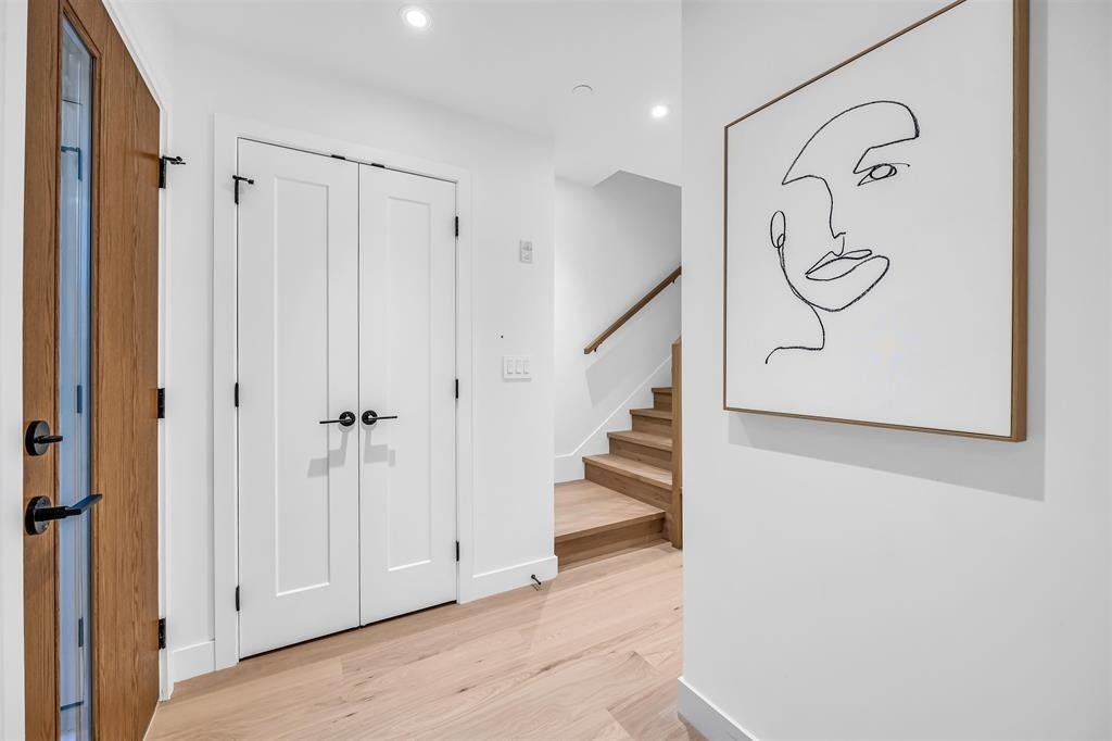 1016 52Nd Avenue W, Vancouver, BC