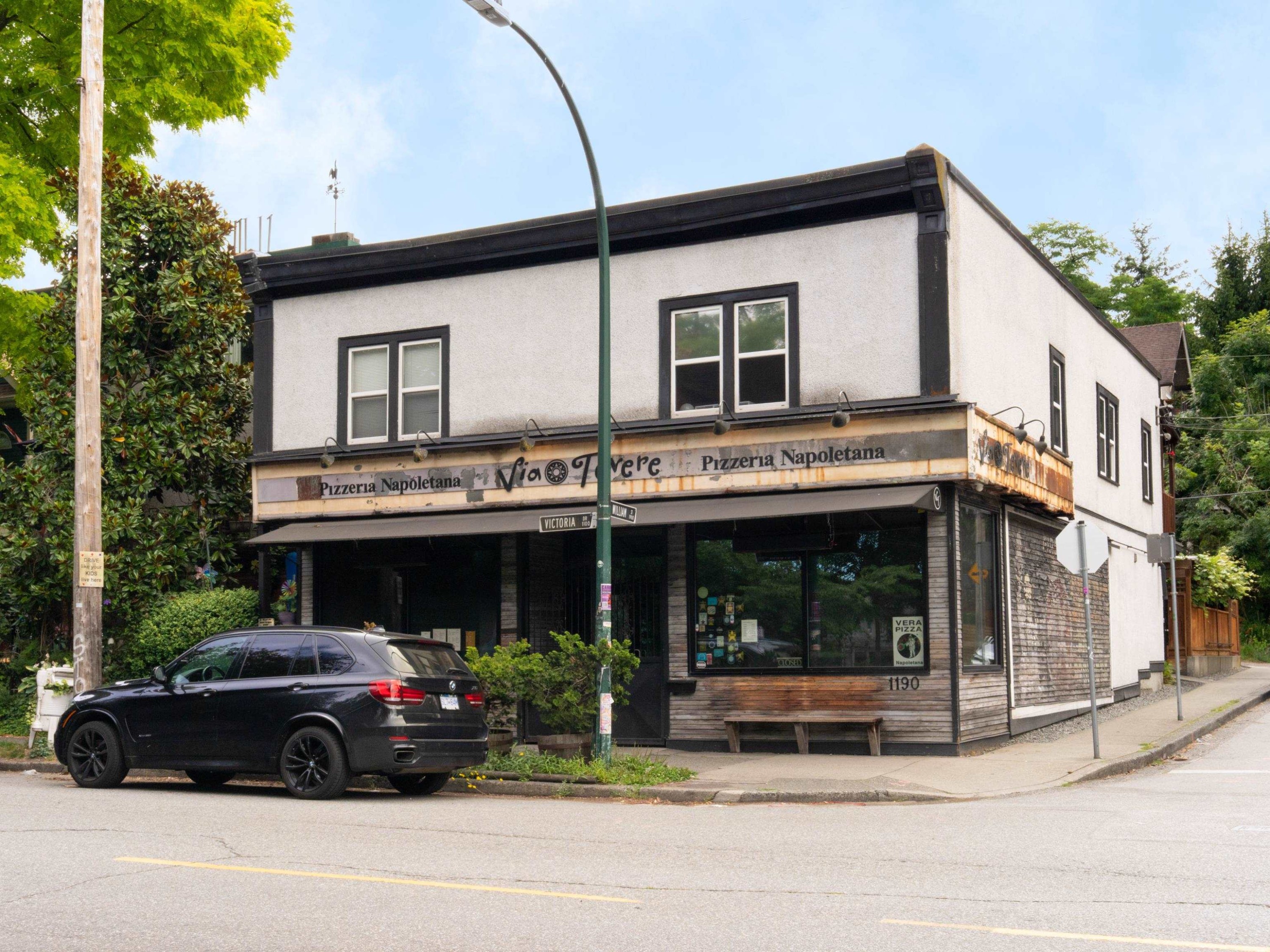 3-3034 5Th Avenue E, Vancouver, BC - Outdoor