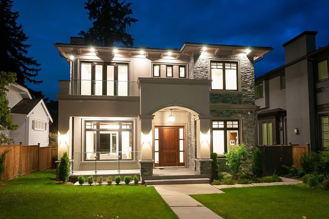 3708 35Th Avenue W, Vancouver, BC - Outdoor With Facade