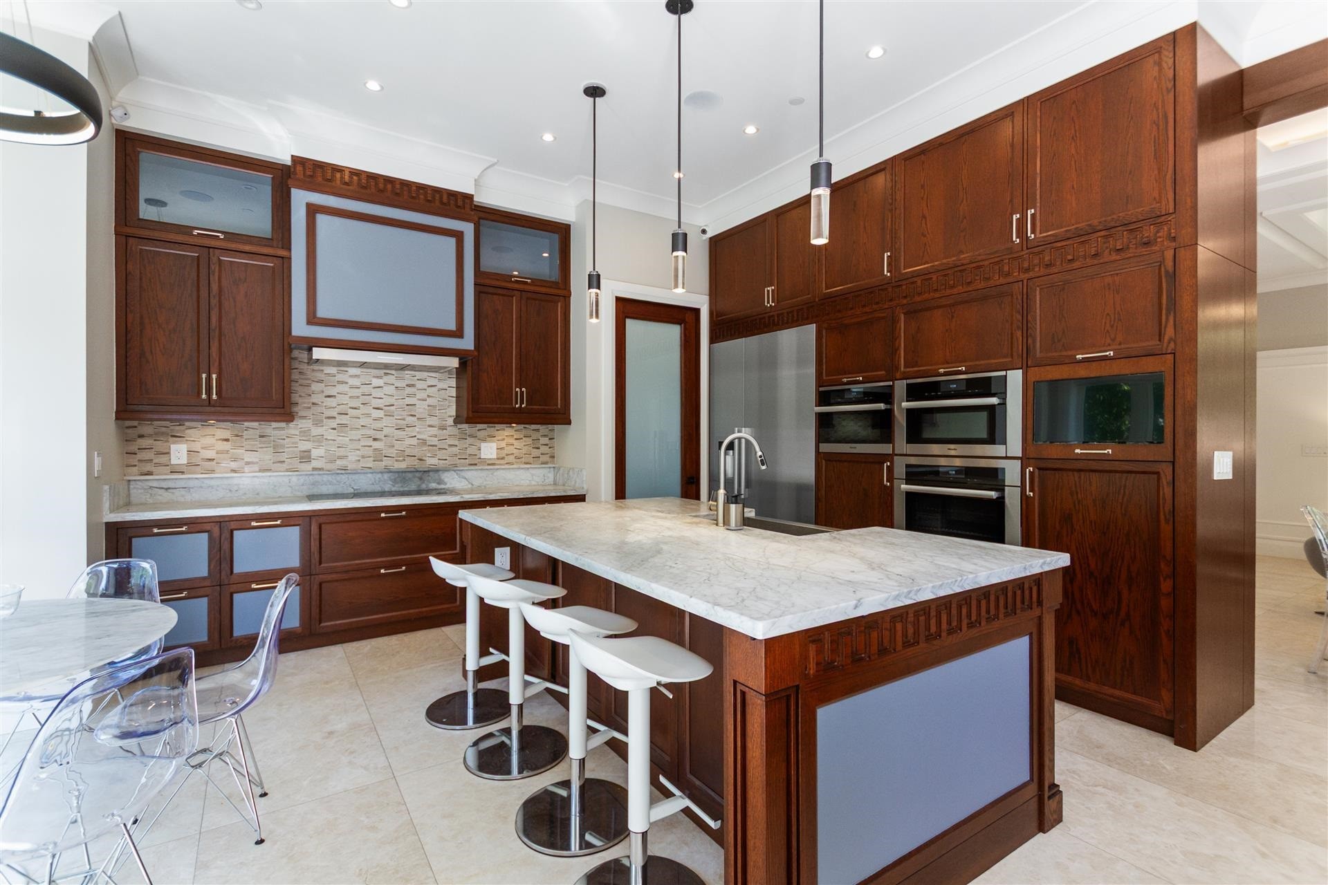 3708 35Th Avenue W, Vancouver, BC - Indoor Photo Showing Kitchen With Upgraded Kitchen