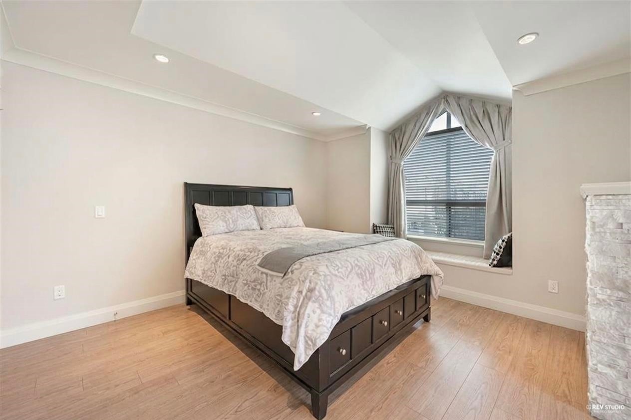 1436 Bewicke Avenue, North Vancouver, BC