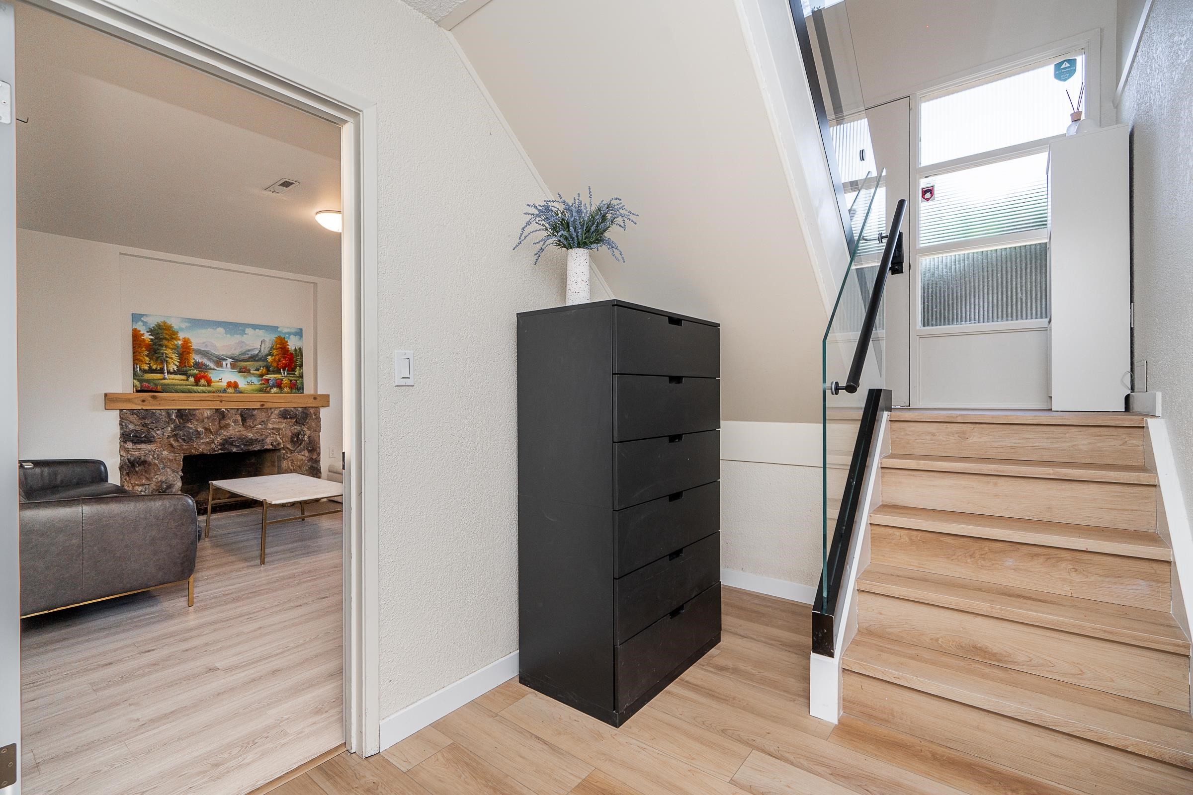 137 College Park Way, Port Moody, BC