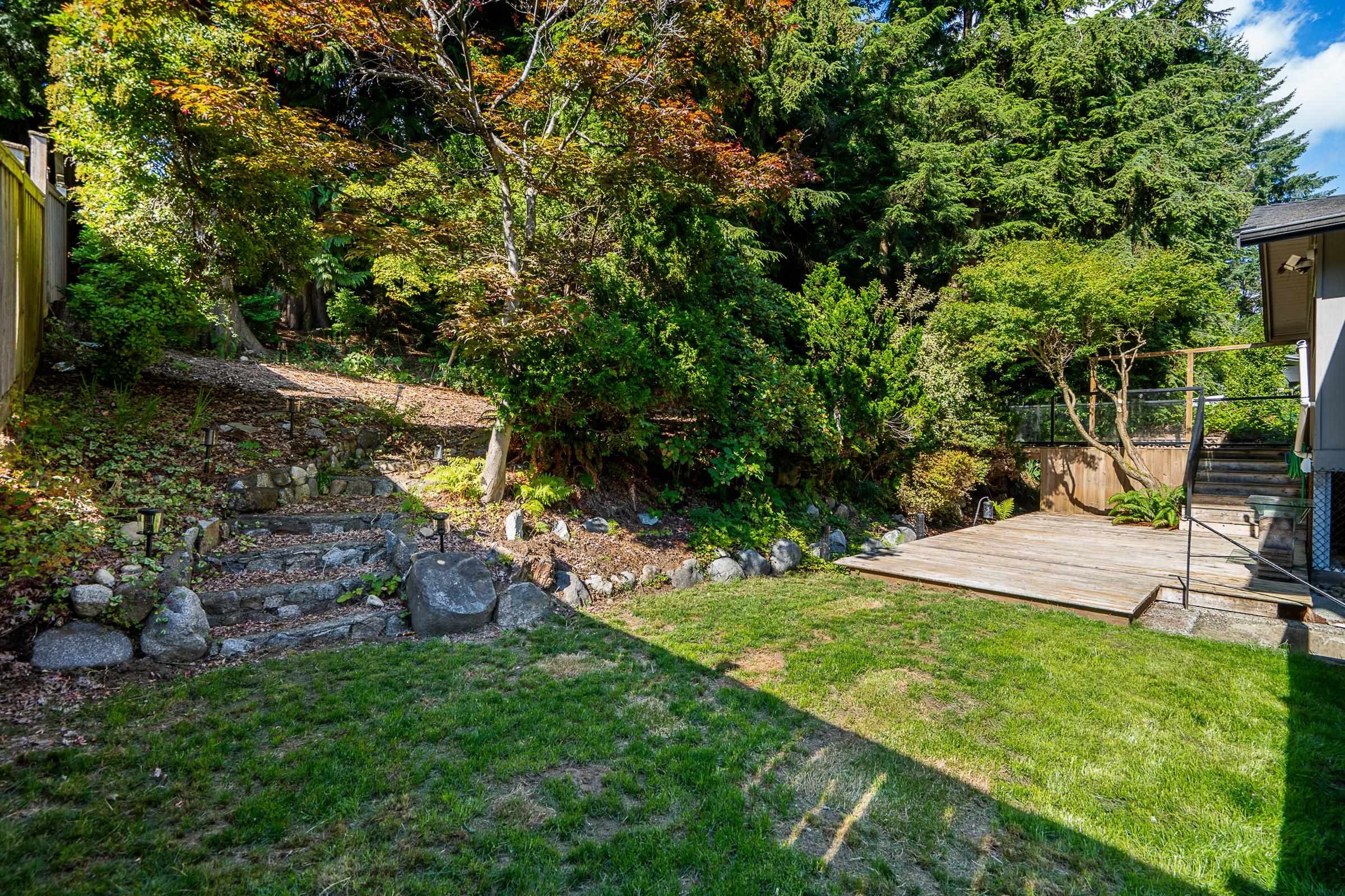 137 College Park Way, Port Moody, BC