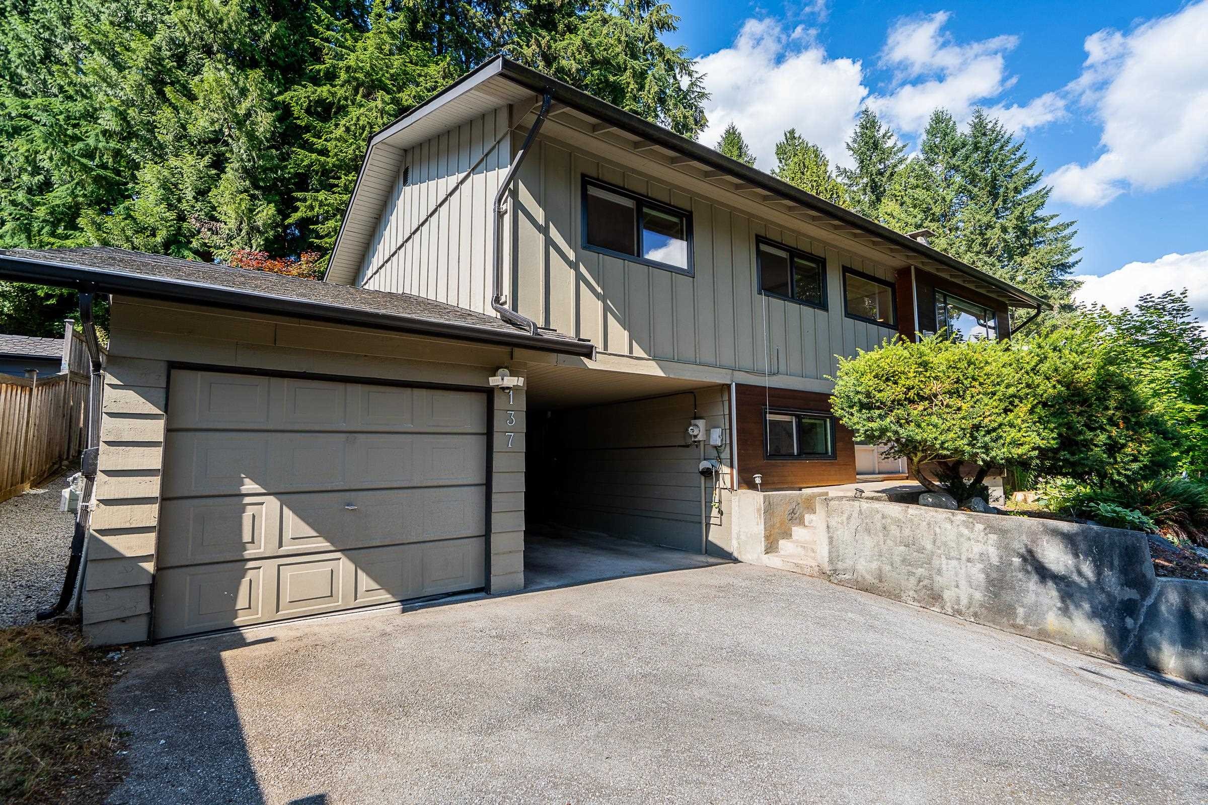 137 College Park Way, Port Moody, BC