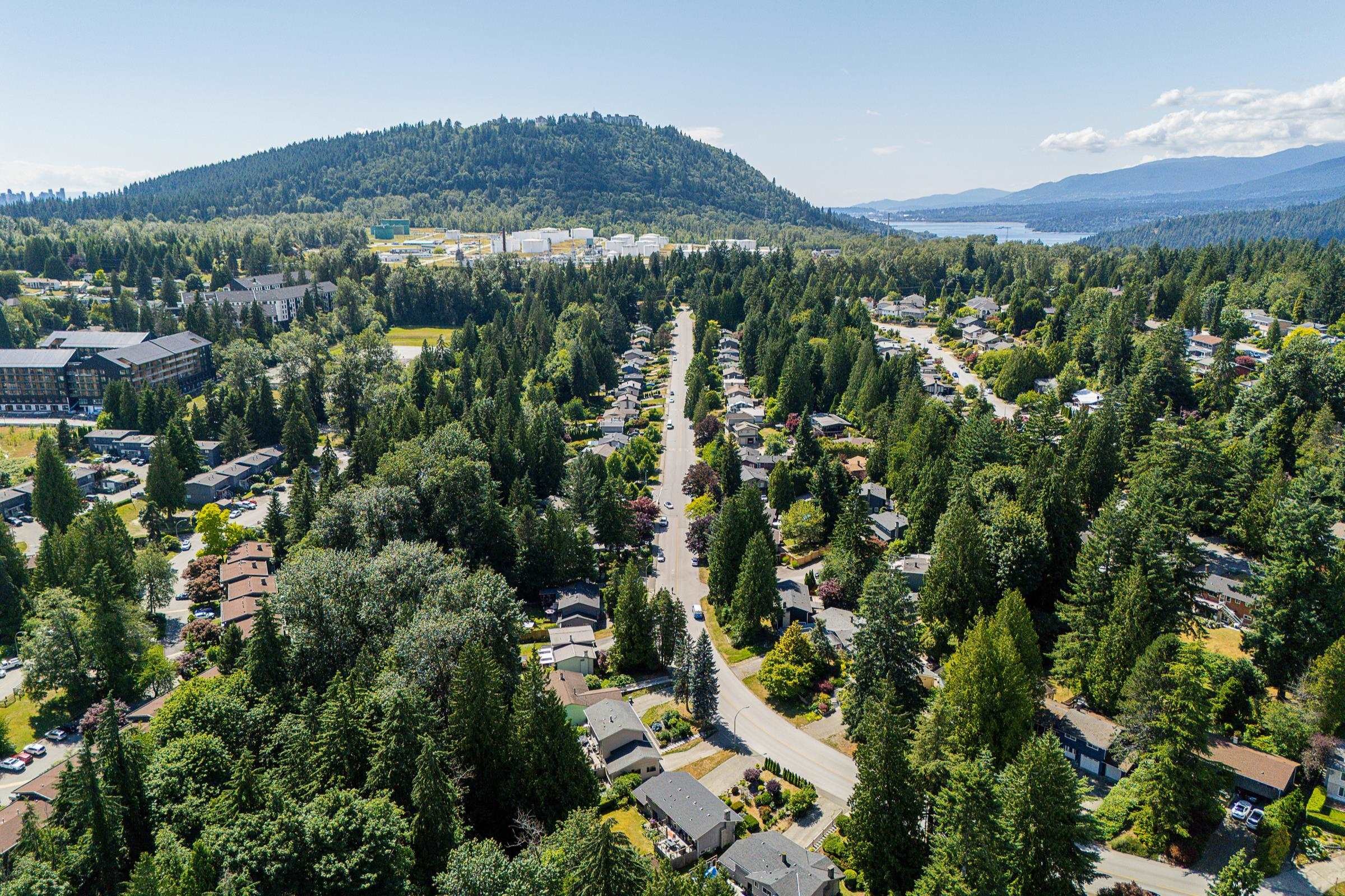 137 College Park Way, Port Moody, BC