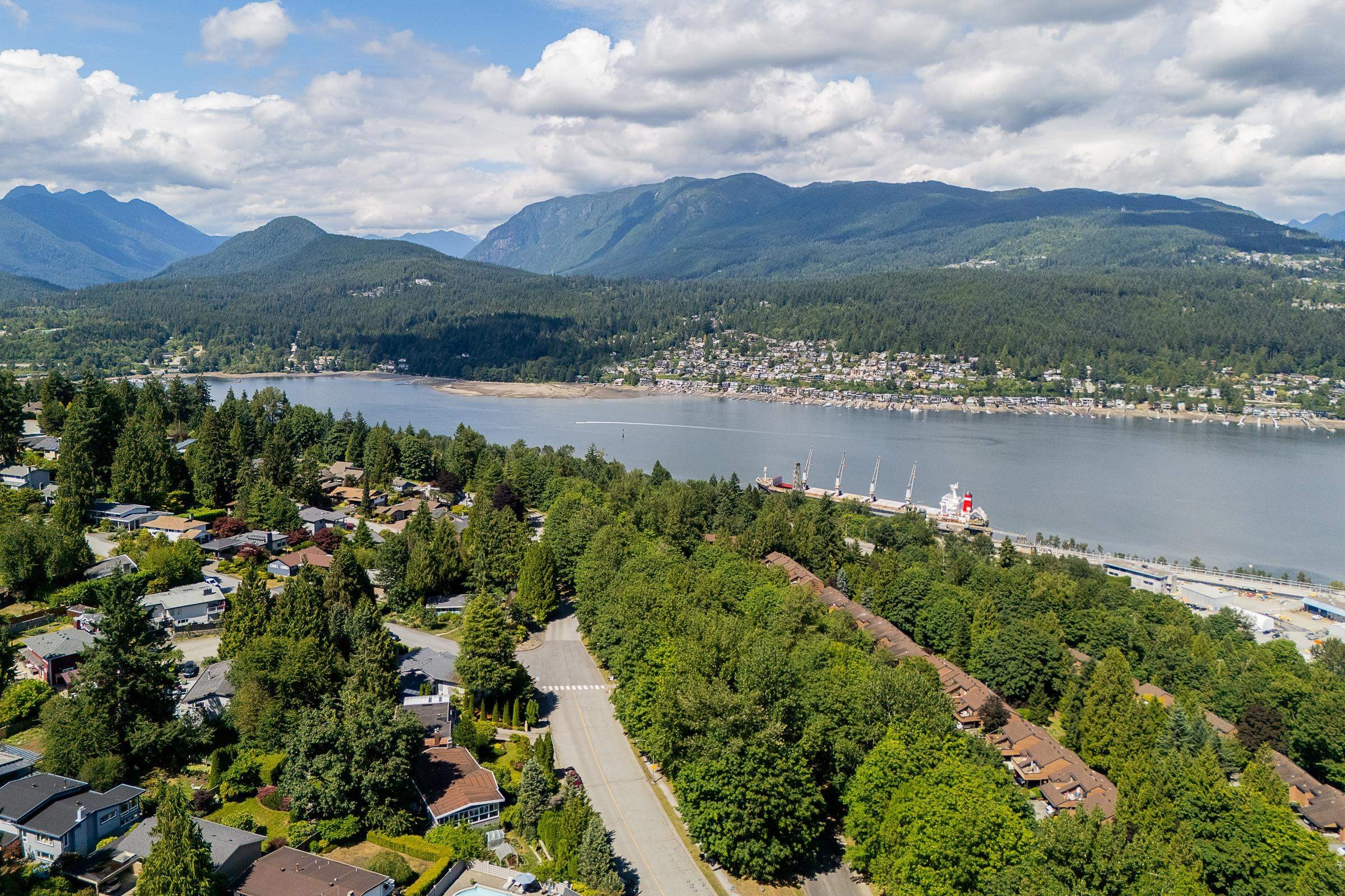 137 College Park Way, Port Moody, BC