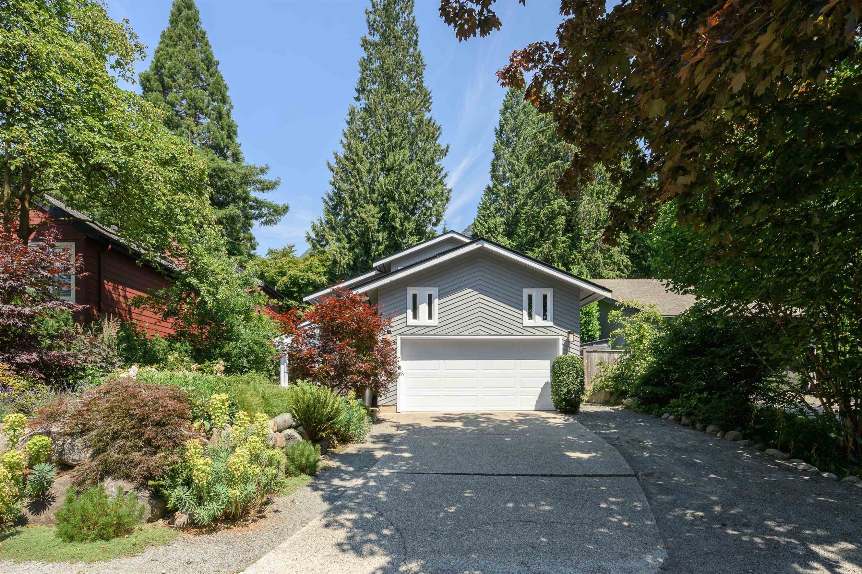 5544 Woodchuck Place, North Vancouver, BC