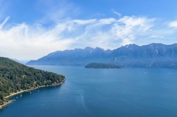251 Jason Road Bowen Island, BC V0N 1G1